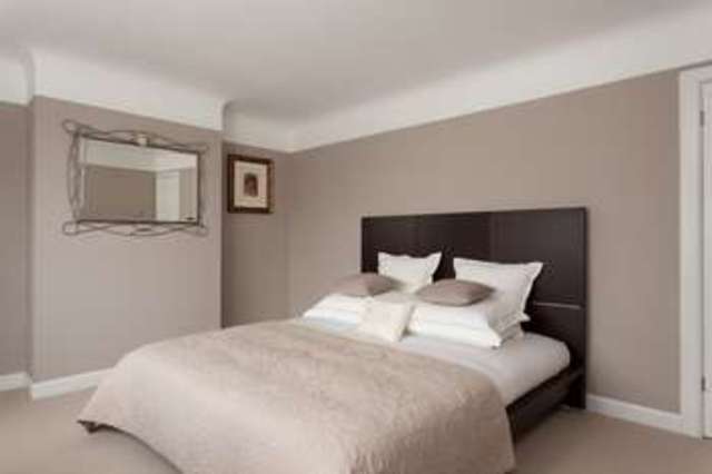  Image of 4 bedroom Detached house for sale in Boundary Way Portsmouth PO6 at Cosham Portsmouth Hampshire, PO6 3ND