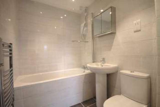  Image of 1 bedroom Flat to rent in Court Downs Road Beckenham BR3 at Beckenham Kent Beckenham, BR3 6TG