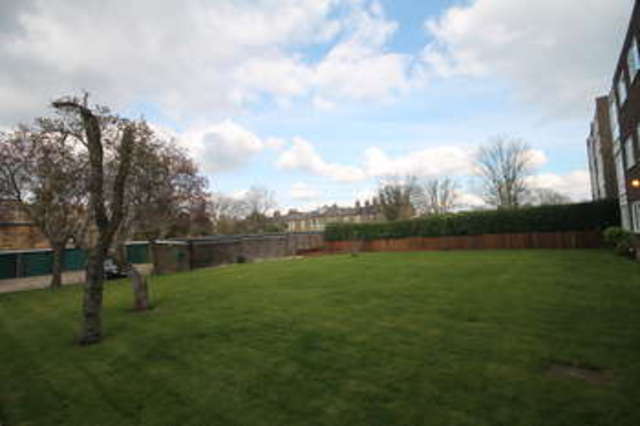  Image of 1 bedroom Flat to rent in Court Downs Road Beckenham BR3 at Beckenham Kent Beckenham, BR3 6TG