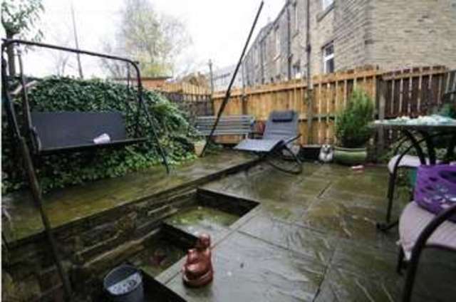  Image of 2 bedroom Detached house for sale in Cowlersley Lane Linthwaite Huddersfield HD4 at Cowlersley Lane  Huddersfield, HD4 5UJ