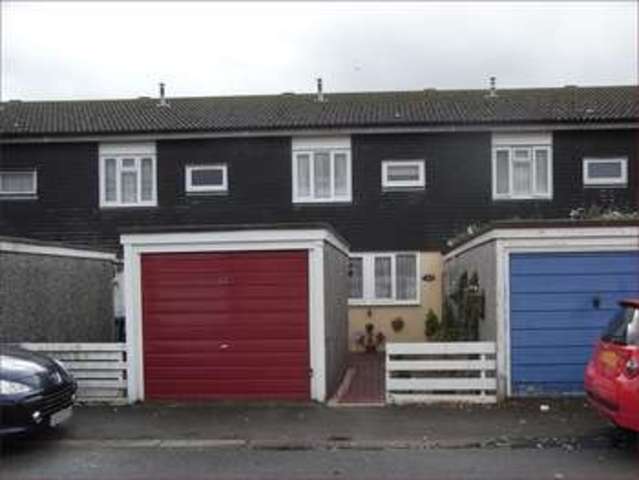  Image of 3 bedroom Terraced house for sale in Crocus Field Barnet EN5 at Crocus Field  Barnet, EN5 2UB