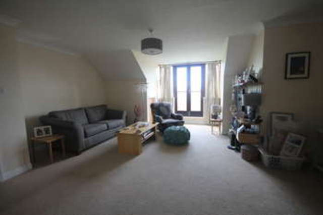  Image of 1 bedroom Flat to rent in Croydon Road Beckenham BR3 at Beckenham Kent Eden Park, BR3 4DA
