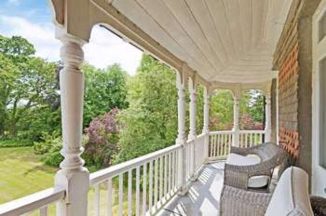  Image of 6 bedroom Detached house for sale in Lockhams Road Curdridge Southampton SO32 at Curdridge Southampton Hampshire, SO32 2BD