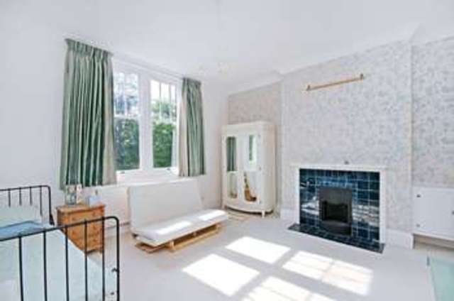  Image of 6 bedroom Detached house for sale in Lockhams Road Curdridge Southampton SO32 at Curdridge Southampton Hampshire, SO32 2BD