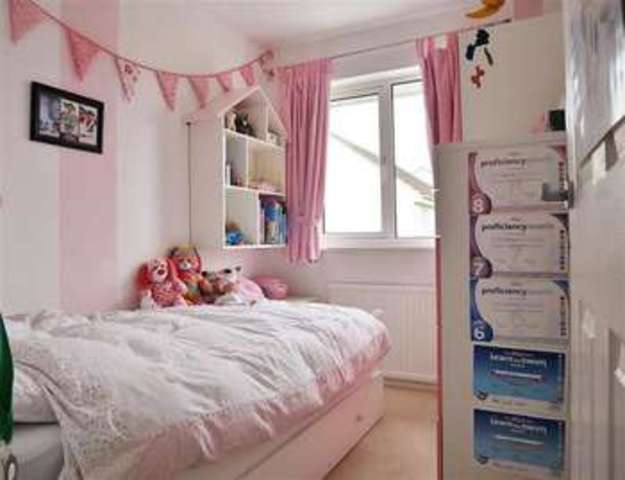 Image of 3 bedroom Semi-Detached house for sale in Curtis Avenue Abingdon OX14 at Abingdon, OX14 3UL