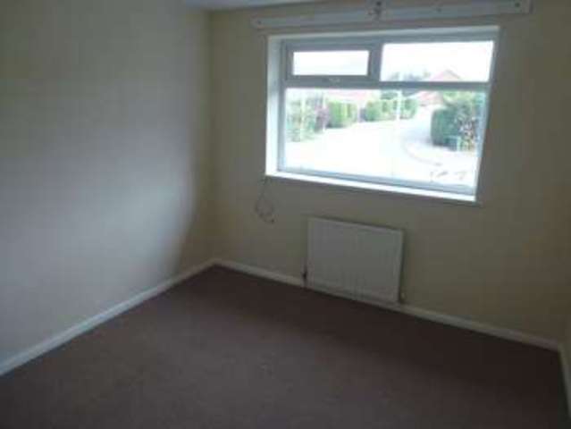  Image of 3 bedroom Semi-Detached house to rent in Darsway Castle Donington Derby DE74 at Castle Donington Derby Derbyshire, DE74 2RZ