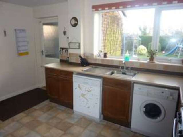  Image of 4 bedroom Detached house to rent in Darsway Castle Donington Derby DE74 at Castle Donington Derby Derbyshire, DE74 2RZ