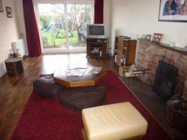  Image of 4 bedroom Detached house to rent in Darsway Castle Donington Derby DE74 at Castle Donington Derby Derbyshire, DE74 2RZ