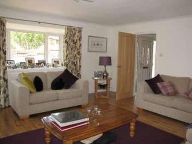 Image of 4 bedroom Detached house to rent in Glasspool Denmead Waterlooville PO7 at Denmead Waterlooville Hampshire, PO7 6EA