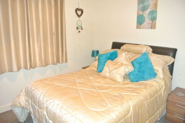  Image of 1 bedroom Flat for sale in Derby Road Sandiacre Nottingham NG10 at Derby Road  Sandiacre, NG10 5HL