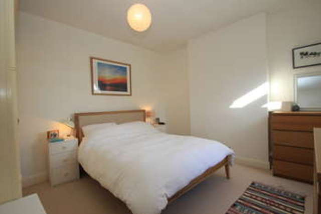  Image of 2 bedroom Maisonette for sale in Derby Road Surbiton KT5 at Surbiton Surrey, KT5 9AY