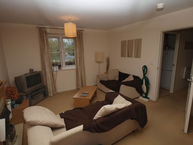  Image of 2 bedroom Flat for sale in Dickinsons Fields Bedminster Bristol BS3 at Dickinsons Fields  Bristol, BS3 5BG