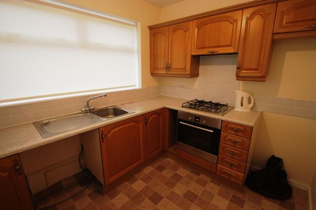  Image of 2 bedroom Terraced house to rent in Dodgson Street Elland HX5 at Dodgson Street  Elland, HX5 0PB
