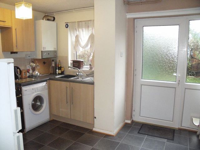  Image of 2 bedroom Semi-Detached house to rent in Dowsland Way Taunton TA1 at Dowsland Way  Taunton, TA1 3XG