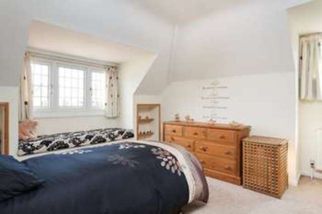  Image of 4 bedroom Detached house for sale in Tregaron Avenue Drayton Portsmouth PO6 at Drayton Portsmouth Hampshire, PO6 2JX