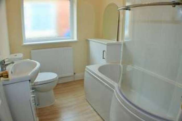  Image of 4 bedroom Detached house for sale in Homefield Road Drayton Portsmouth PO6 at Drayton Portsmouth Hampshire, PO6 1RB