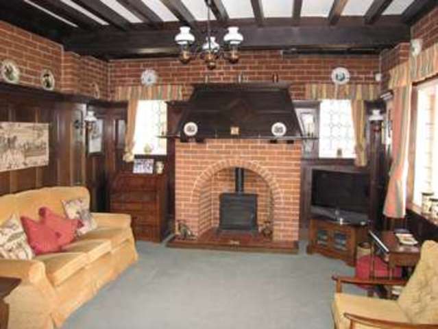  Image of 4 bedroom Detached house for sale in Down End Road Drayton Portsmouth PO6 at Drayton Portsmouth Hampshire, PO6 1HT