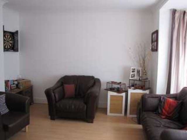  Image of 4 bedroom Detached house for sale in Uplands Road Drayton Portsmouth PO6 at Drayton Portsmouth Hampshire, PO6 1HR