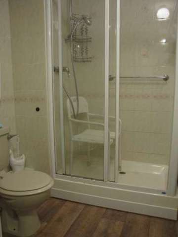  Image of 1 bedroom Flat for sale in Havant Road Cosham Portsmouth PO6 at Drayton Portsmouth Hampshire, PO6 2JA