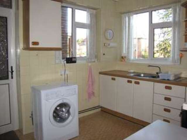  Image of 3 bedroom Detached house for sale in Tregaron Avenue Drayton Portsmouth PO6 at Drayton Portsmouth Hampshire, PO6 2JX