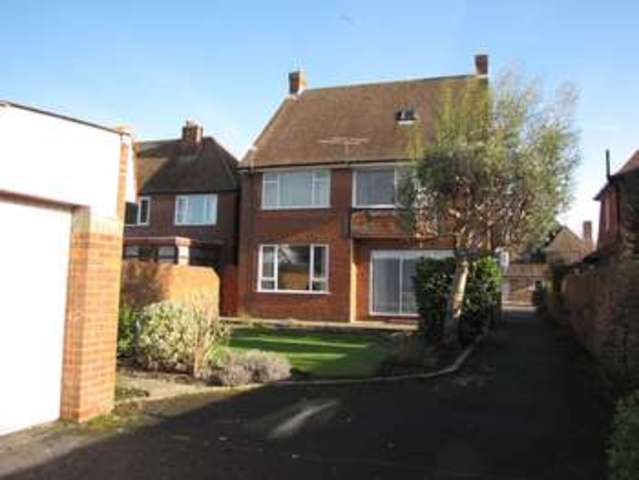  Image of 3 bedroom Detached house for sale in Tregaron Avenue Drayton Portsmouth PO6 at Drayton Portsmouth Hampshire, PO6 2JX