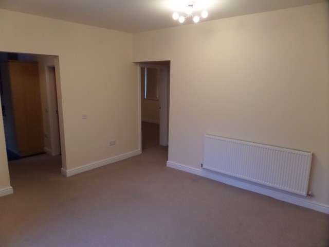  Image of 2 bedroom Flat to rent in Drum Street Edinburgh EH17 at Gilmerton Edinburgh Edinburgh, EH17 8RH