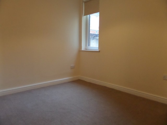  Image of 2 bedroom Flat to rent in Drum Street Edinburgh EH17 at Gilmerton Edinburgh Edinburgh, EH17 8RH