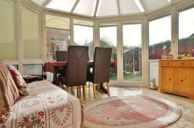  Image of 2 bedroom Semi-Detached house for sale in Dundas Close Abingdon OX14 at Abingdon, OX14 3UZ
