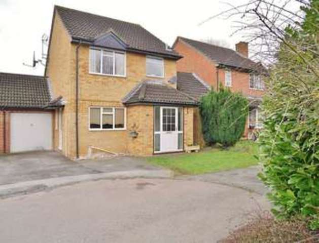  Image of 3 bedroom Detached house for sale in Dundas Close Abingdon OX14 at Abingdon, OX14 3UZ