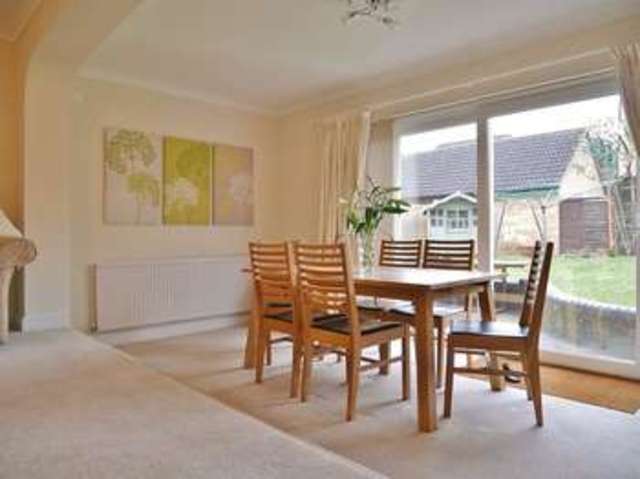  Image of 3 bedroom Detached house for sale in Dundas Close Abingdon OX14 at Abingdon, OX14 3UZ