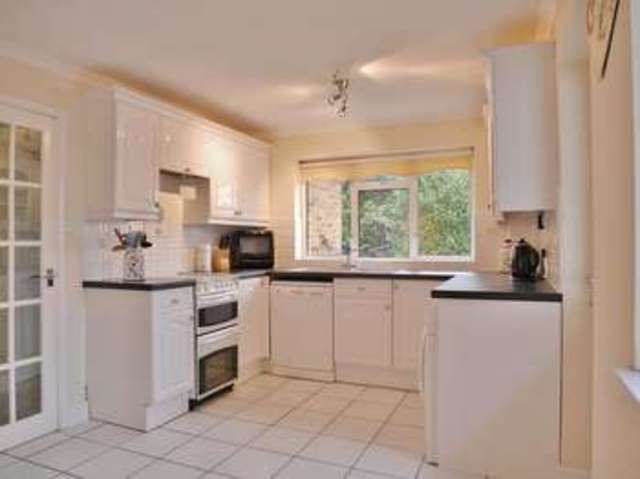  Image of 3 bedroom Detached house for sale in Dundas Close Abingdon OX14 at Abingdon, OX14 3UZ