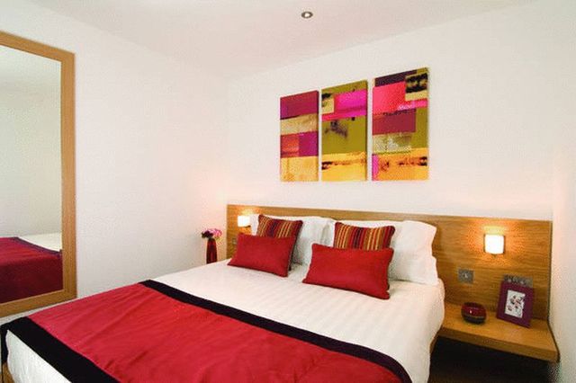  Image of 1 bedroom Flat to rent in Warwick Road London W14 at Warwick Road Open Plan London, W14 8PU