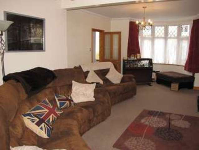  Image of 3 bedroom End of Terrace for sale in Gofton Avenue Drayton Portsmouth PO6 at East Cosham Portsmouth Hampshire, PO6 2NG