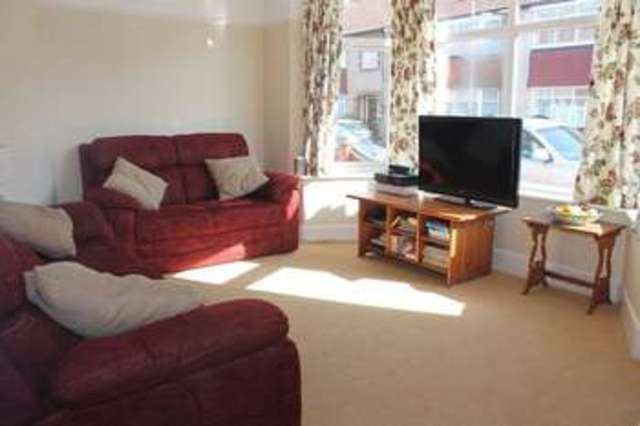 Image of 3 bedroom End of Terrace for sale in Pangbourne Avenue Cosham Portsmouth PO6 at East Cosham Portsmouth Hampshire, PO6 2NT