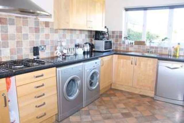  Image of 3 bedroom End of Terrace for sale in Pangbourne Avenue Cosham Portsmouth PO6 at East Cosham Portsmouth Hampshire, PO6 2NT