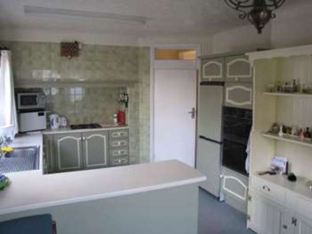  Image of 4 bedroom Detached house for sale in Havant Road Cosham Portsmouth PO6 at East Cosham Portsmouth Hampshire, PO6 2JD