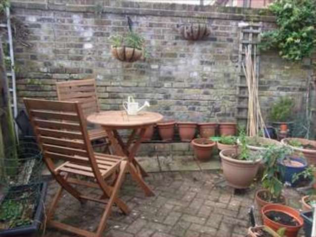  Image of 2 bedroom Terraced house for sale in Edward Road New Barnet Barnet EN4 at Edward Road  New Barnet, EN4 8AY
