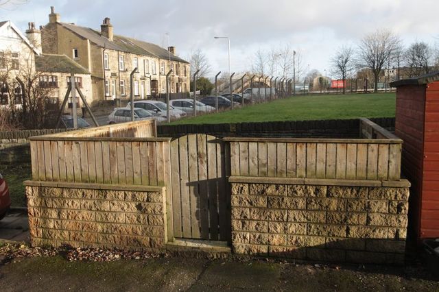  Image of 3 bedroom Detached house for sale in Elland Lane Elland HX5 at Elland Lane  Elland, HX5 9DU