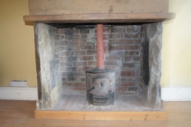  Image of 3 bedroom Detached house for sale in Elland Lane Elland HX5 at Elland Lane  Elland, HX5 9DU