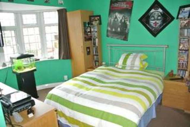  Image of 3 bedroom Detached house for sale in Elm Avenue Sandiacre Nottingham NG10 at Elm Avenue  Sandiacre, NG10 5EJ