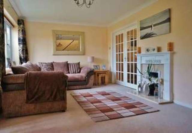  Image of 3 bedroom Detached house for sale in Evenlode Park Abingdon OX14 at Abingdon, OX14 3SZ