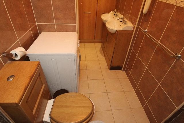  Image of Flat to rent in Castletown Road London W14 at Castletown Road  London, W14 9HE