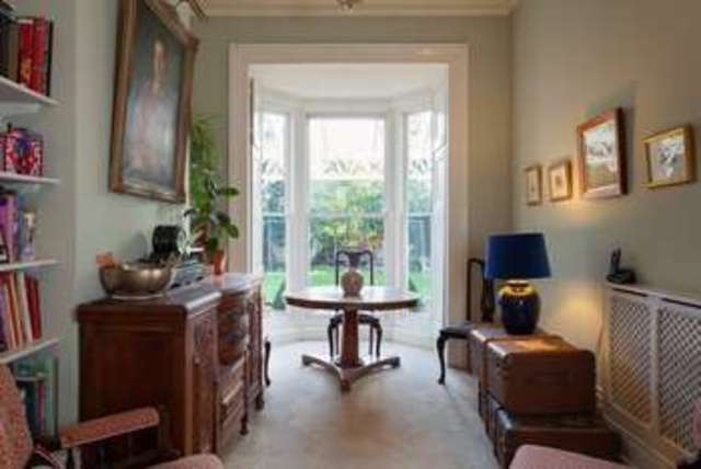  Image of 7 bedroom Detached house for sale in Osborn Road Fareham PO16 at Fareham Hampshire, PO16 7DS