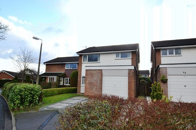  Image of 3 bedroom Detached house for sale in Farfield Penwortham Preston PR1 at Farfield Penwortham Penwortham, PR1 9YQ