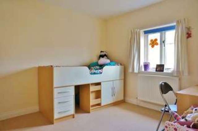  Image of 5 bedroom Detached house for sale in Faringdon Road Southmoor Abingdon OX13 at Faringdon Road  Southmoor, OX13 5BG
