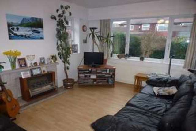  Image of 4 bedroom Detached house for sale in Farlands Drive Didsbury Manchester M20 at FARLANDS DRIVE EAST DIDSBURY MANCHESTER, M20 5GB