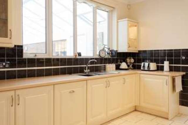  Image of 4 bedroom Detached house for sale in Havant Road Farlington Portsmouth PO6 at Farlington Portsmouth Hampshire, PO6 1DD