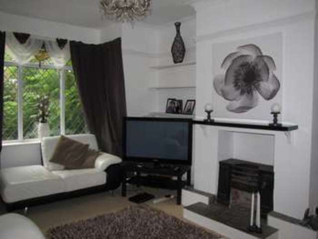 Image of 5 bedroom Detached house to rent in Havant Road Farlington Portsmouth PO6 at Farlington Portsmouth Hampshire, PO6 1NE