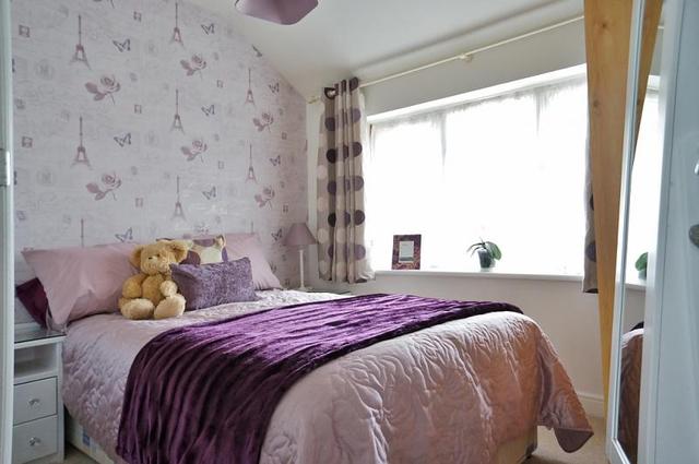  Image of 3 bedroom Semi-Detached house for sale in Farm Road Abingdon OX14 at Abingdon, OX14 1NE