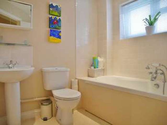  Image of 3 bedroom End of Terrace for sale in Fennel Way Abingdon OX14 at Abingdon, OX14 3TL